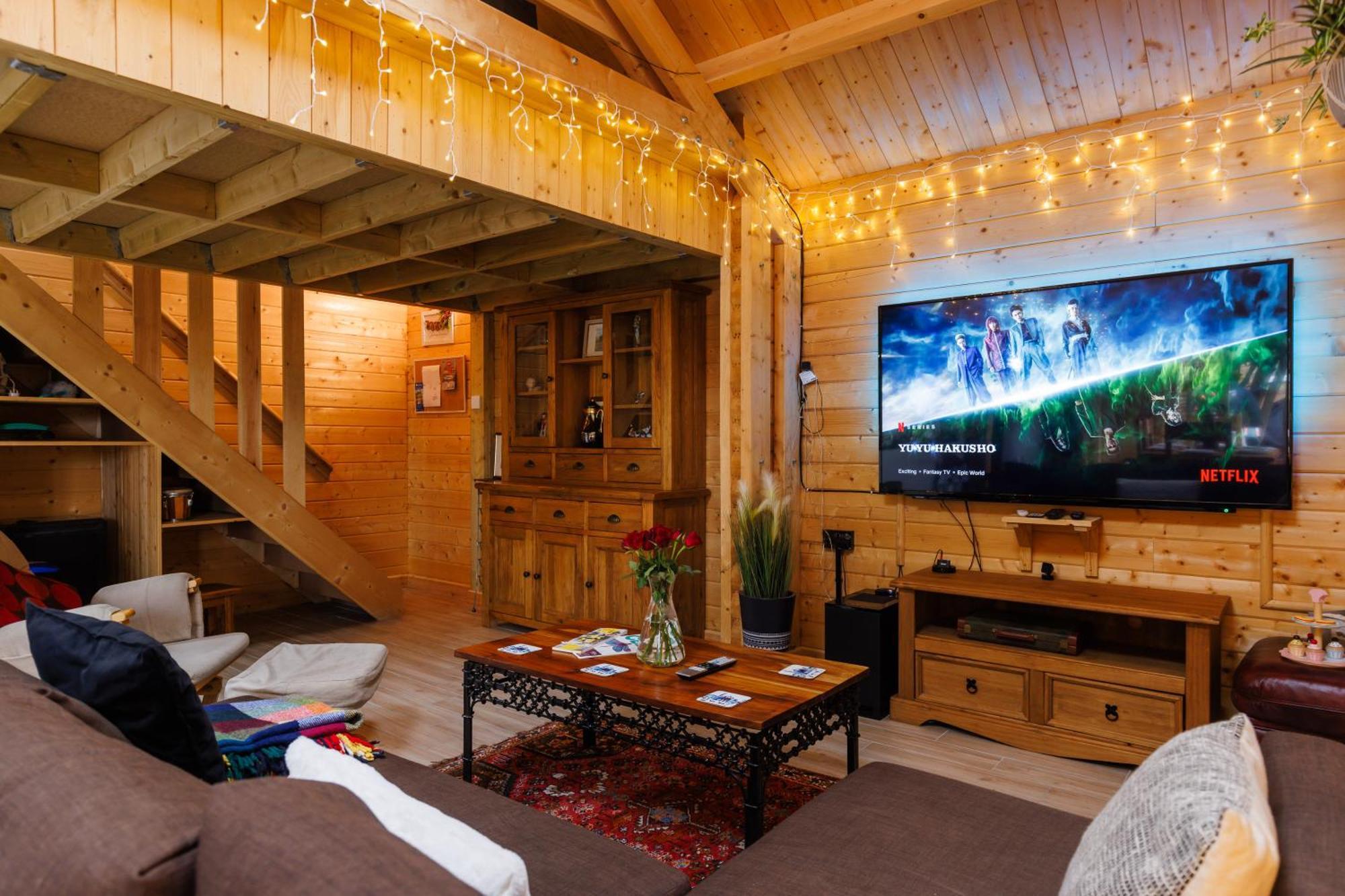 Spacious Cabin Evcharger And Free Parking Near Cambridge Екстериор снимка