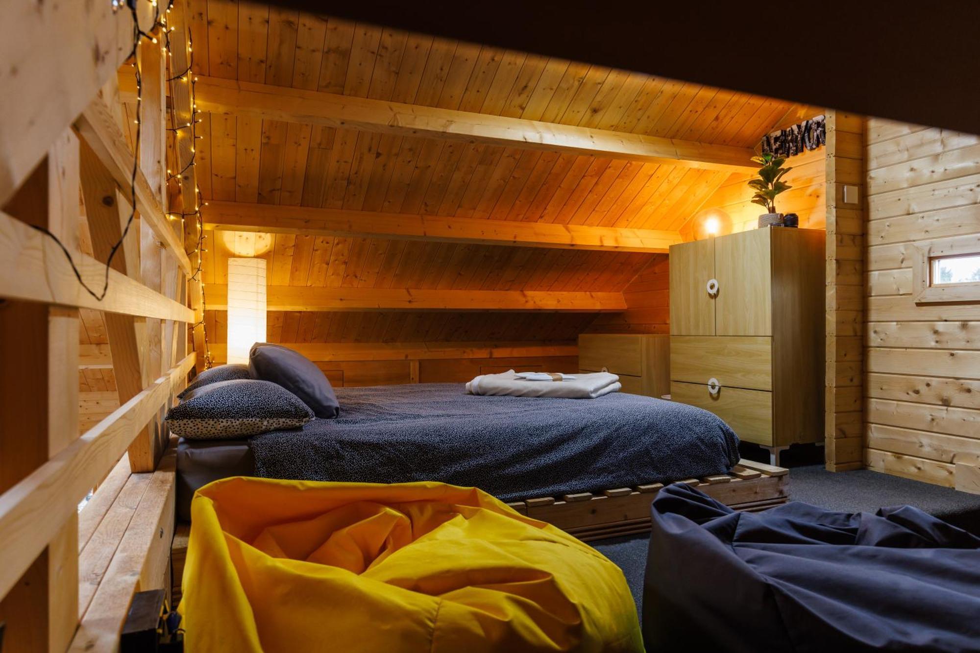 Spacious Cabin Evcharger And Free Parking Near Cambridge Екстериор снимка