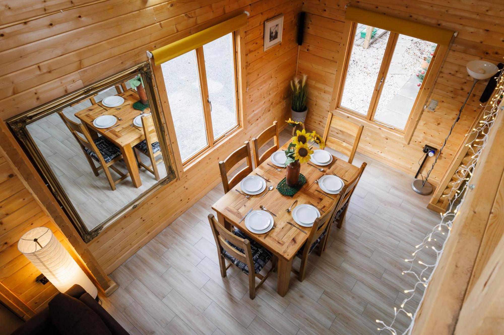 Spacious Cabin Evcharger And Free Parking Near Cambridge Екстериор снимка
